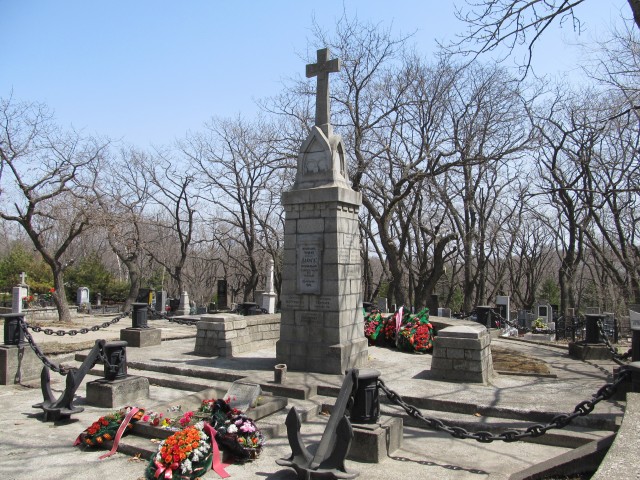 Памятник нижним чинам экипажа крейсера «Варяг»